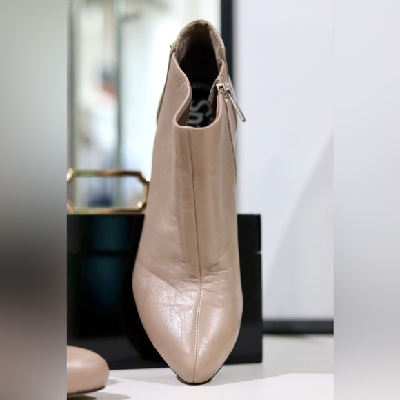 CIRCUS By Sam Edelman womens Bond Taupe gray Bootie block heel Sz 6 - Picture 9 of 14